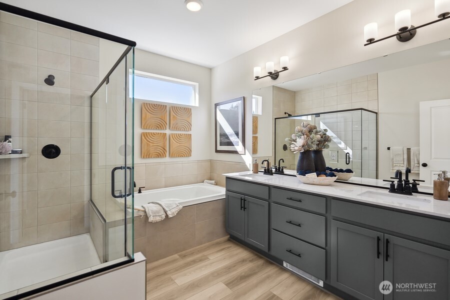 MLS #NWM2502090 image #5