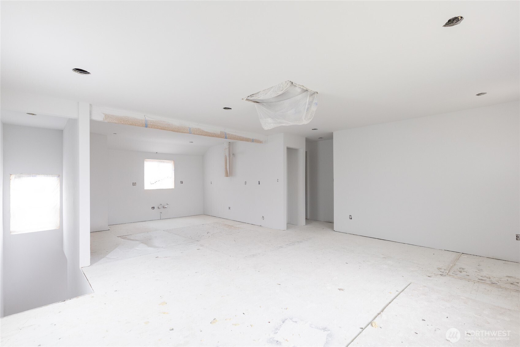 MLS #NWM2502092 image #27