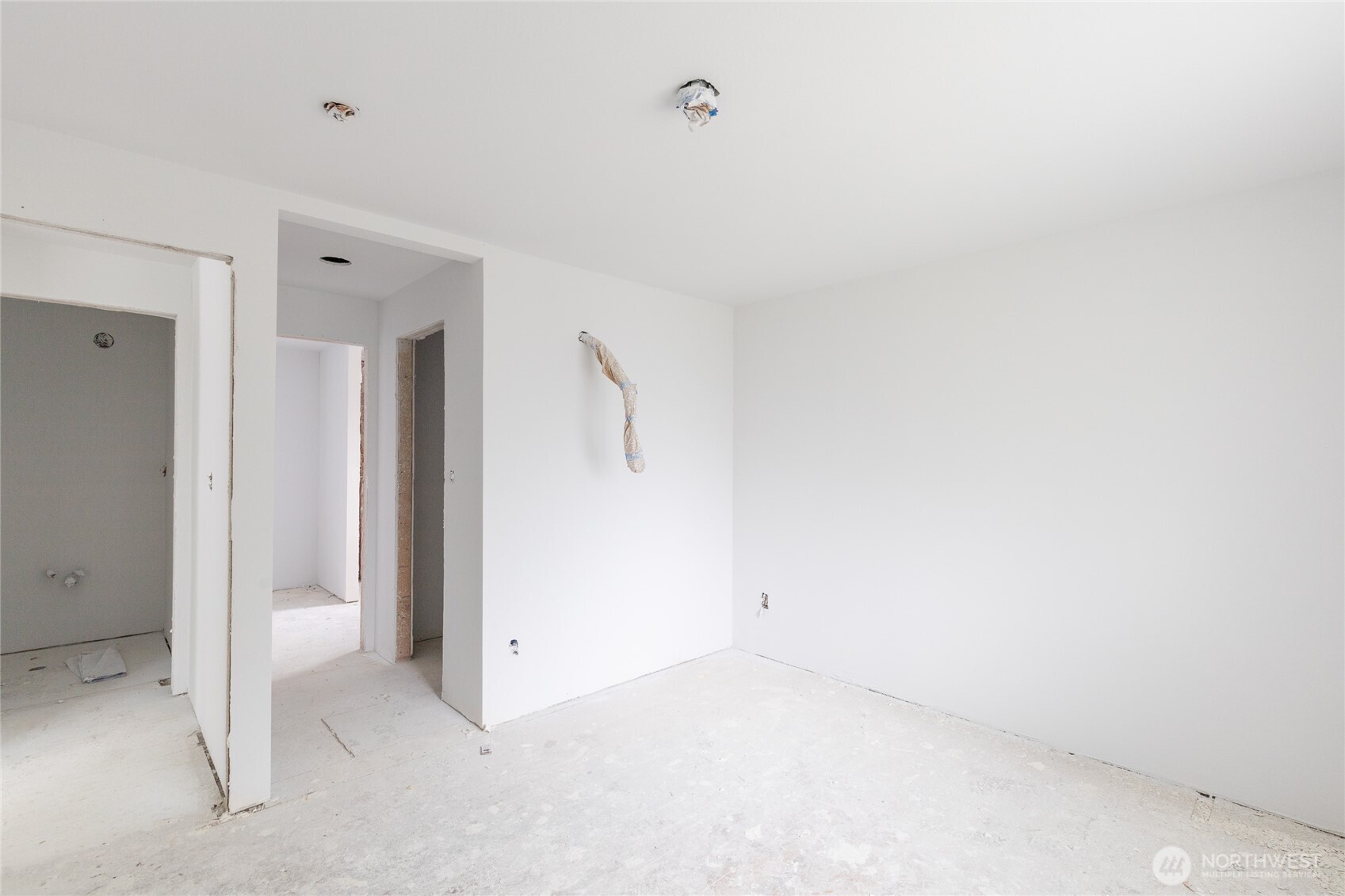 MLS #NWM2502092 image #25