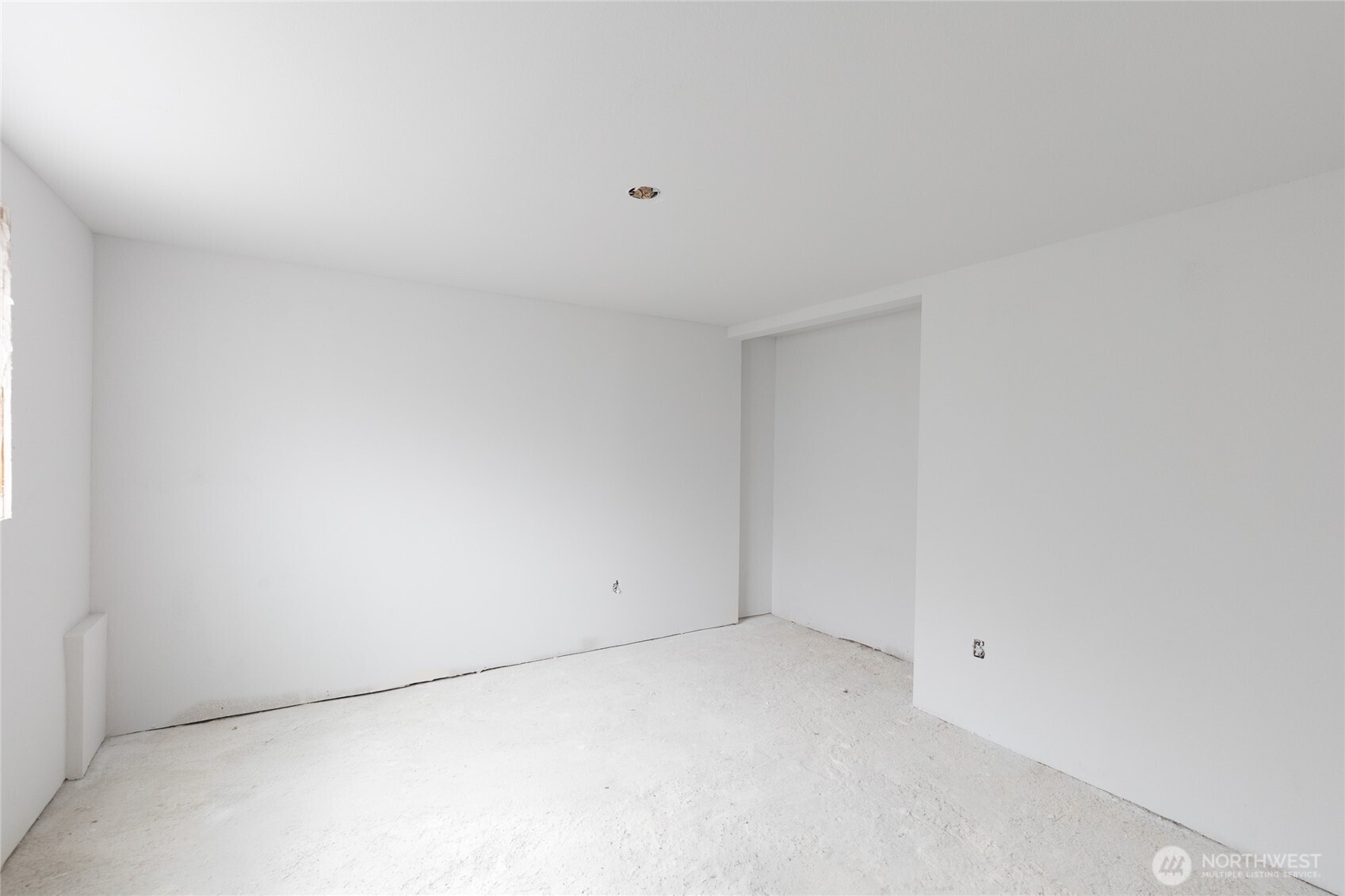 MLS #NWM2502092 image #12