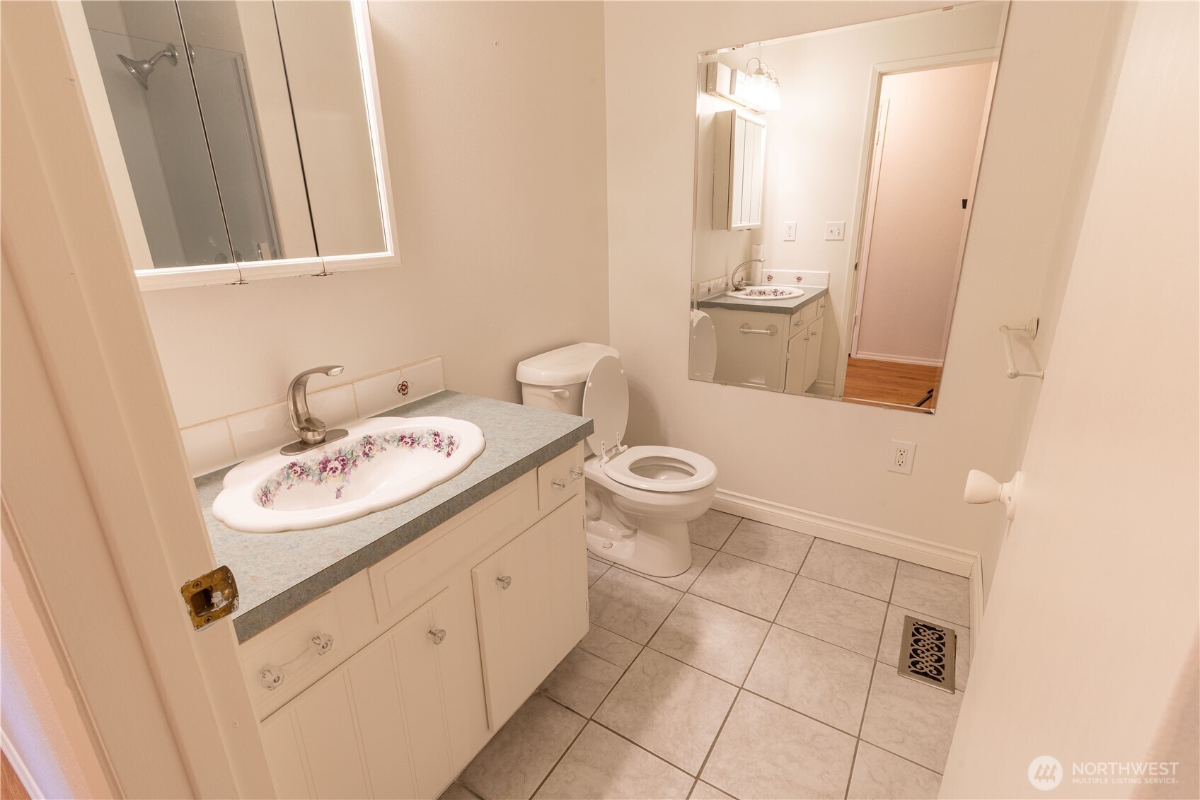 MLS #NWM2502094 image #20