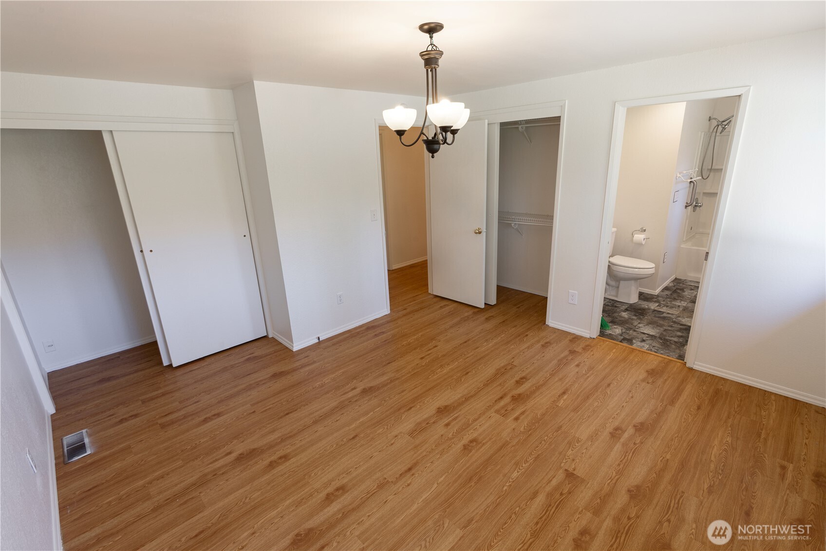 MLS #NWM2502094 image #14
