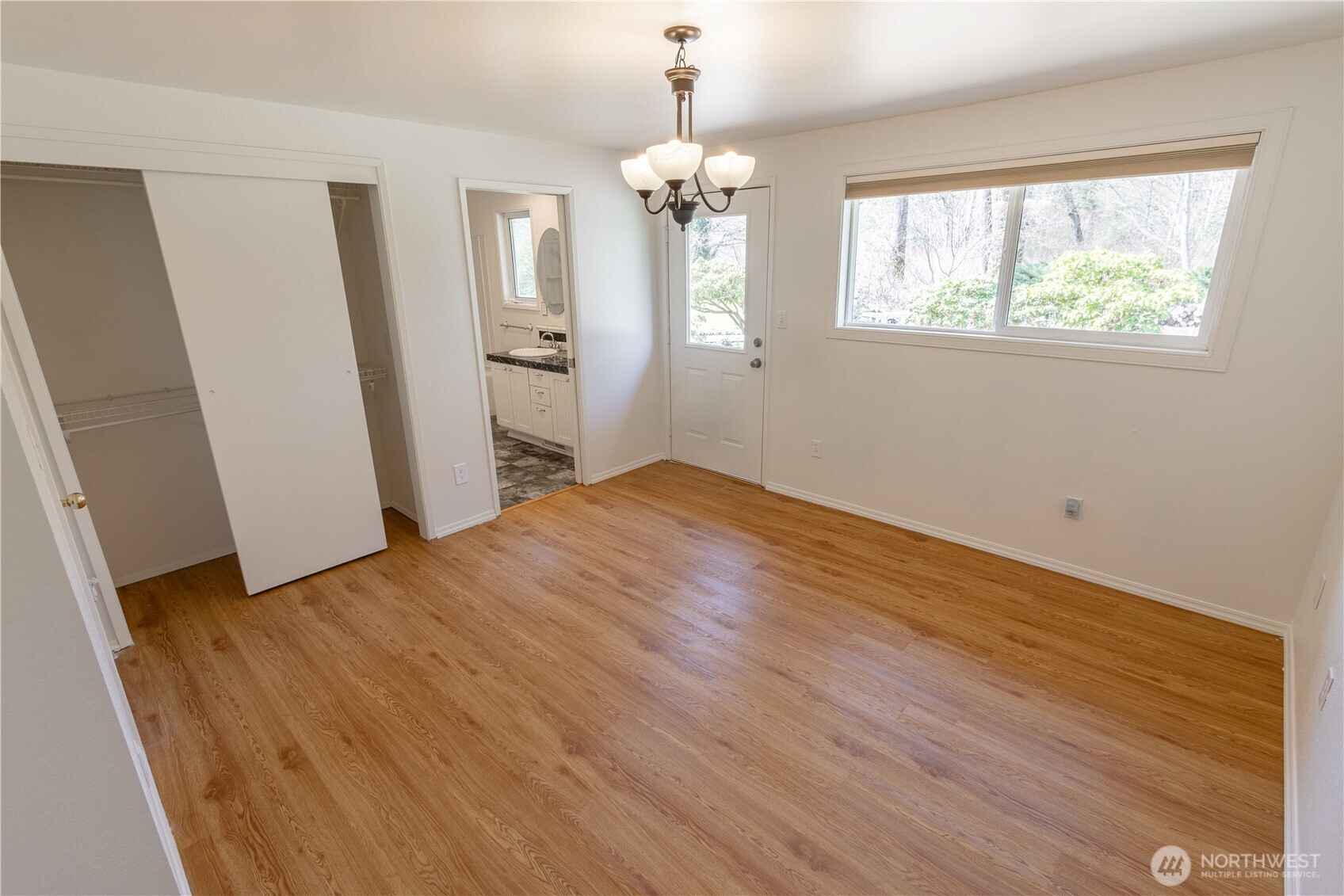 MLS #NWM2502094 image #13