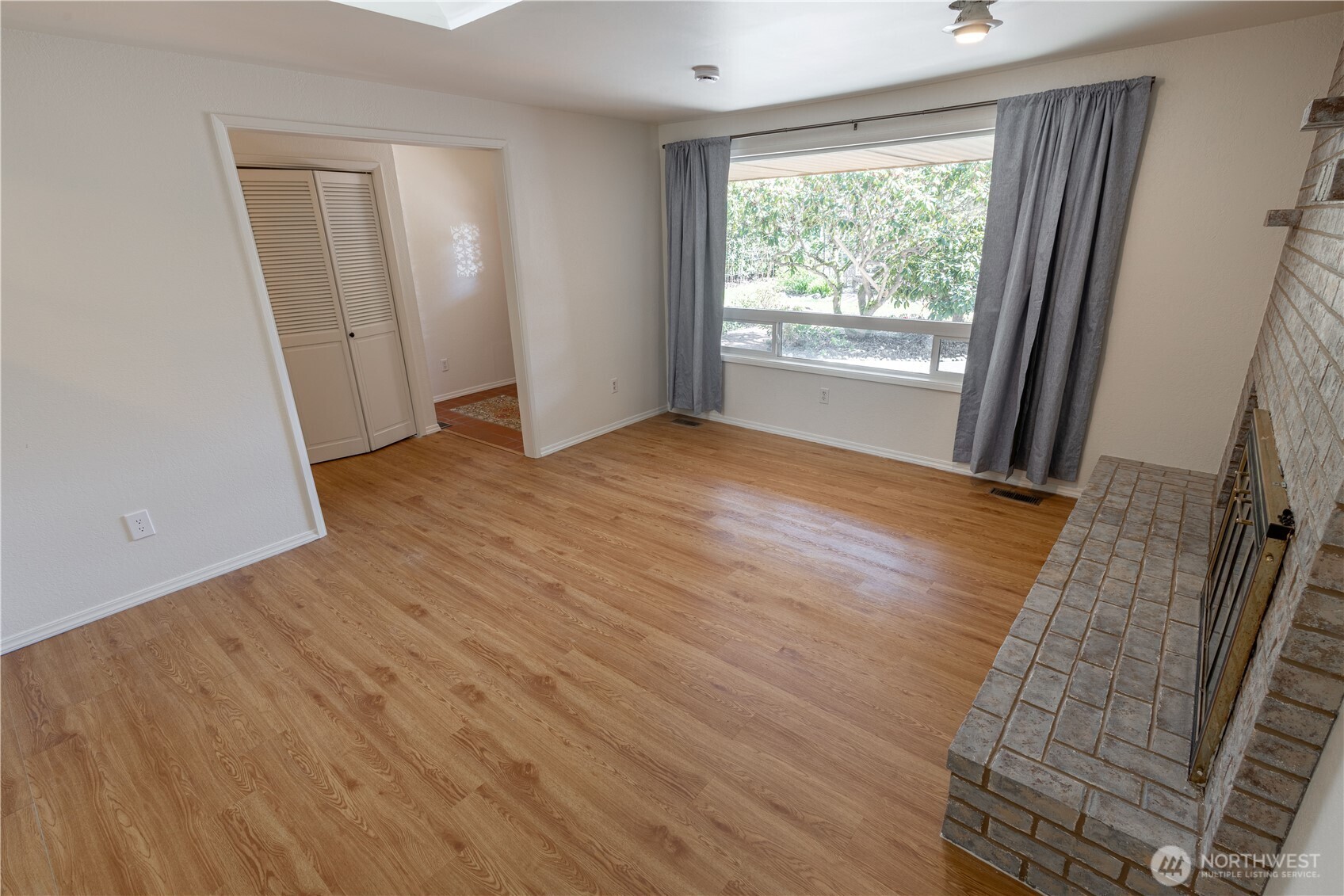 MLS #NWM2502094 image #5