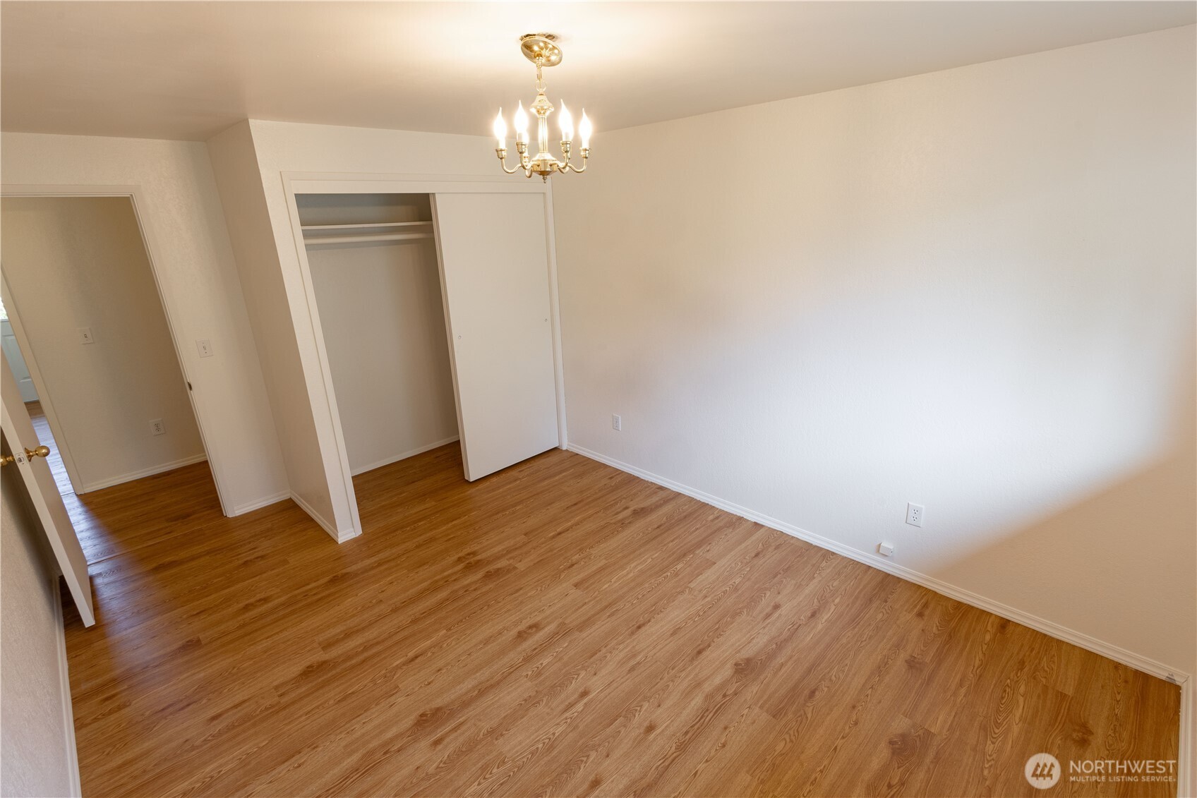 MLS #NWM2502094 image #16