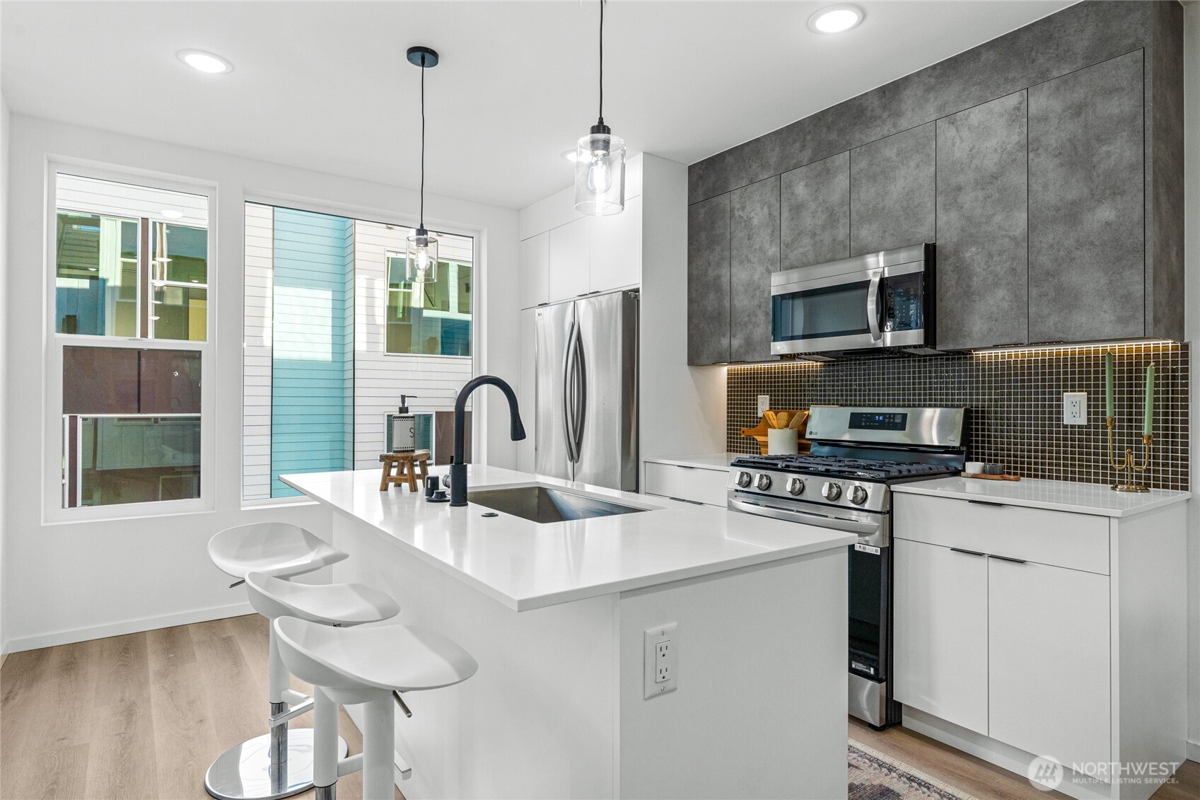 MLS #NWM2502166 image #13