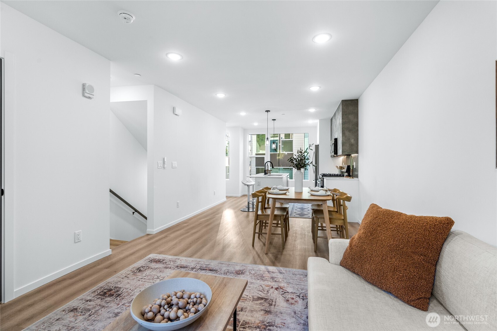 MLS #NWM2502166 image #10