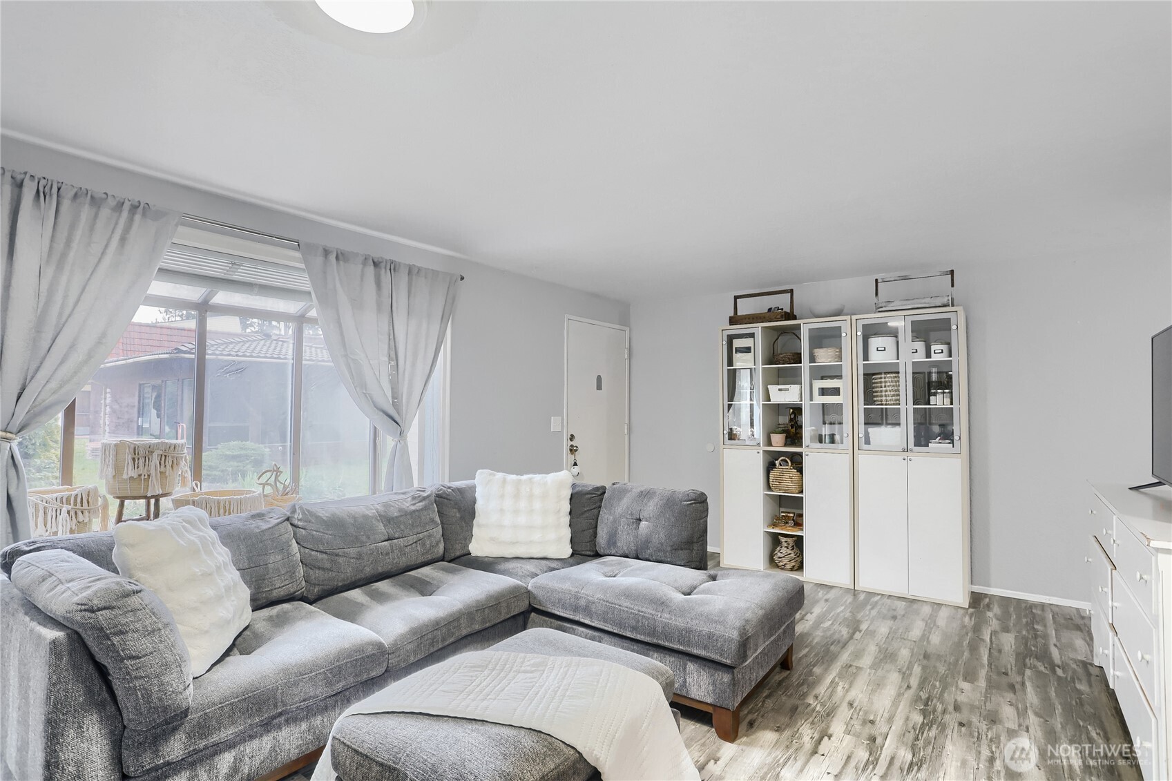 MLS #NWM2502249 image #3