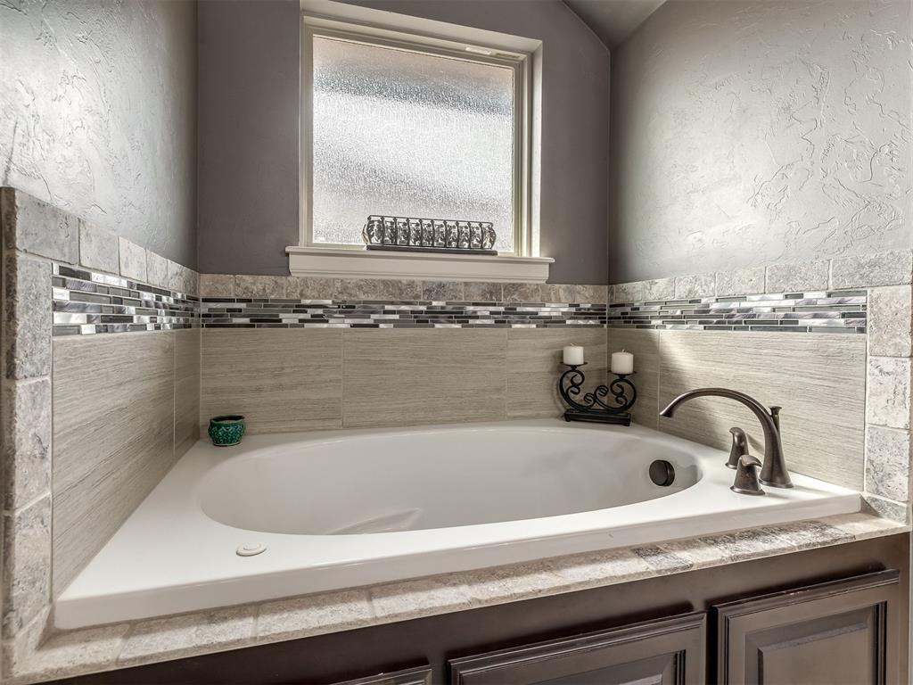 8720 NW 109th Terrace, Oklahoma City, OK, 73162