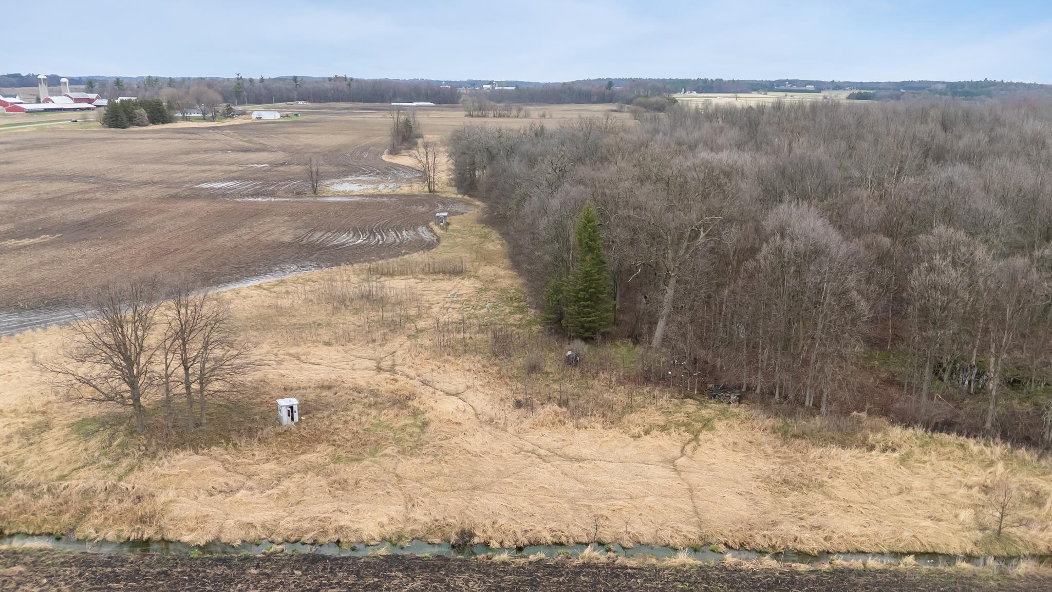 9266 Town Line Rd, Larsen, WI 54947