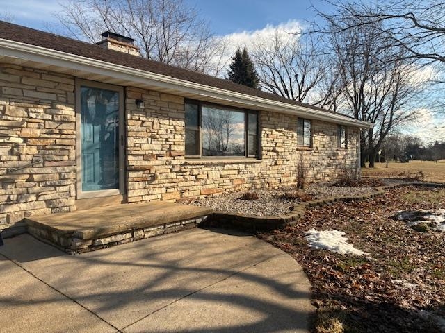 W2215 Maple Heights Dr, Chilton, WI 53014