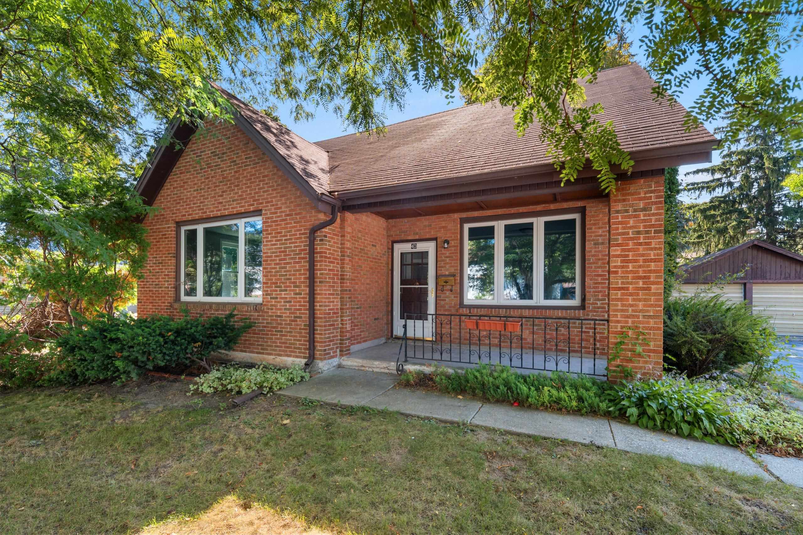 43 Lehner St, Chilton, WI 53014-1240