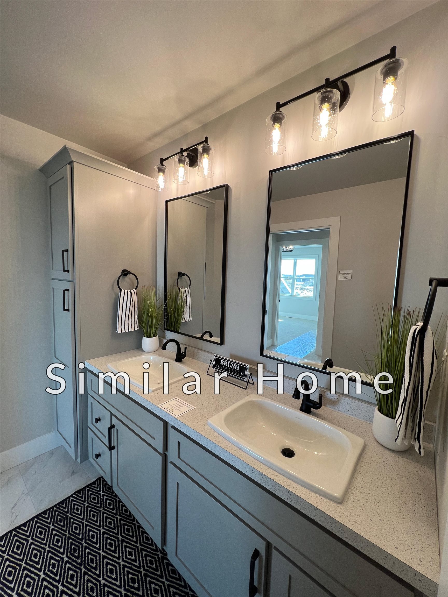 4190 Rose Meadow Ln, Grand Chute, WI 54913