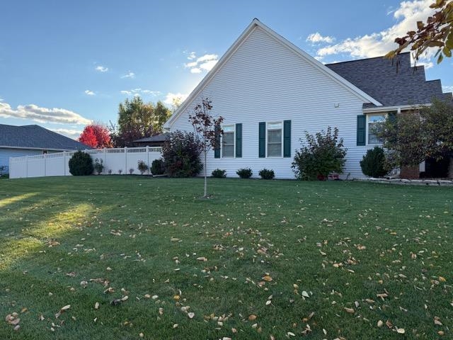 W6569 Rickey Ln, Greenville, WI 54942