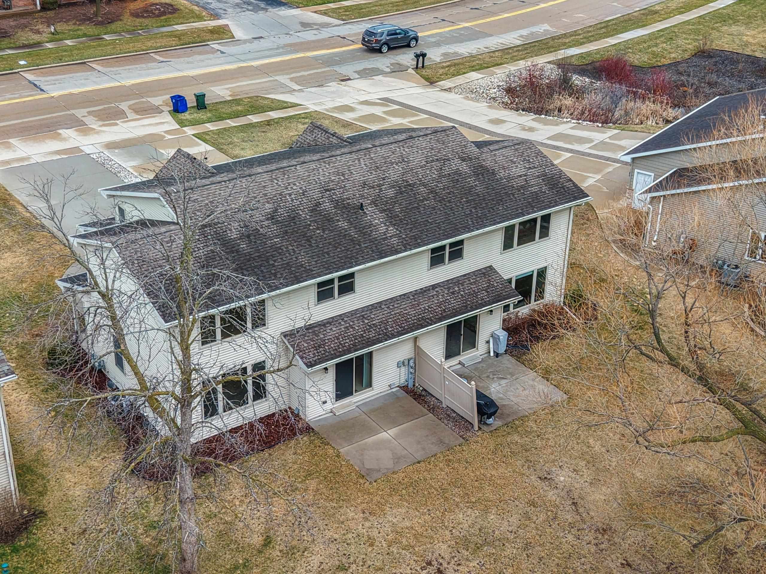 571 9th St, De Pere, WI 54115-3824