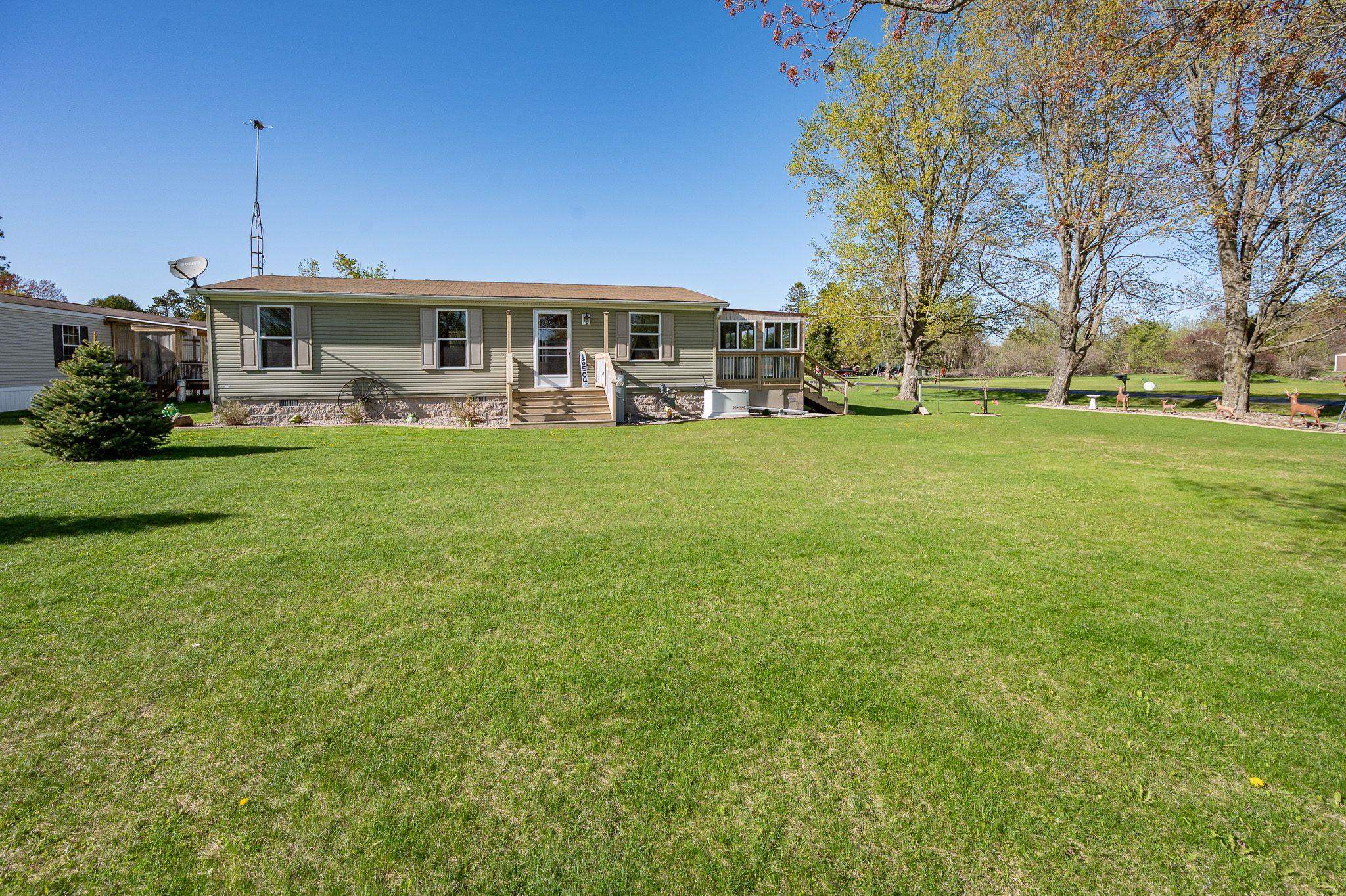 16504 Elm St, Townsend, WI 54175