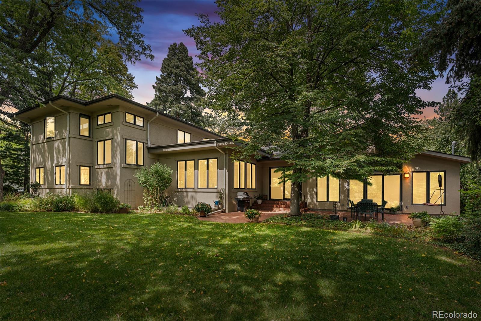 Ba9f5a1e A250 42ba 8cd7 6777103ca54a