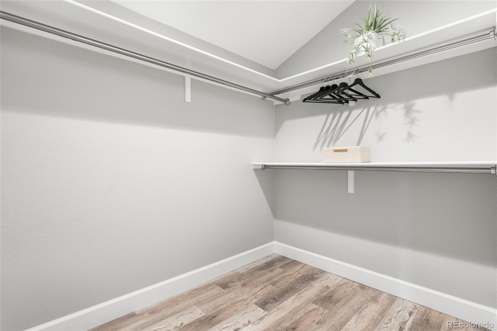 5b7ea776 5a3a 47e8 959b A7493618cafd