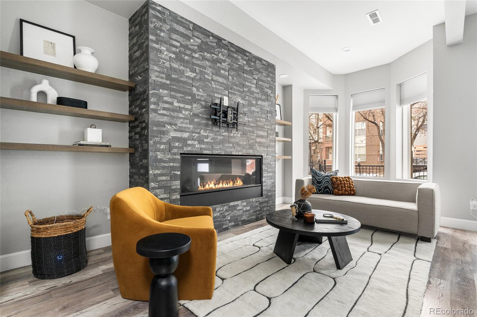 7731a76c B65d 475f 9673 261e45a13870