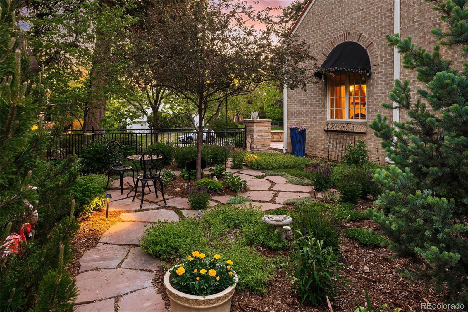 A781e5cd 0226 4228 Bb74 0310b216a2cc