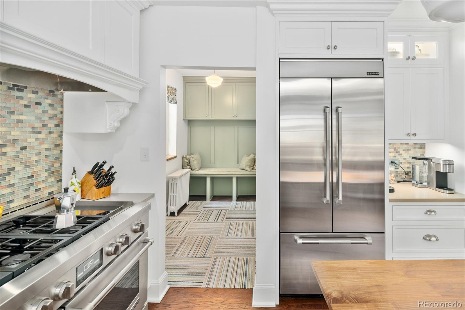 F604d7ec A1af 4a96 9997 E0106168317d