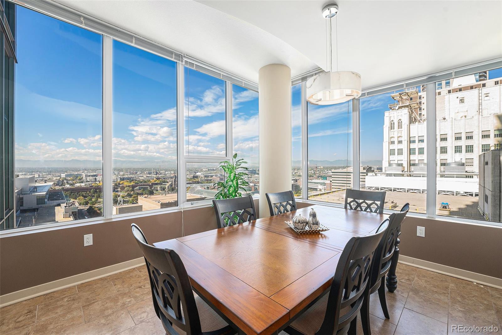 Fdea2117 6070 4203 8a92 Feb43227e463