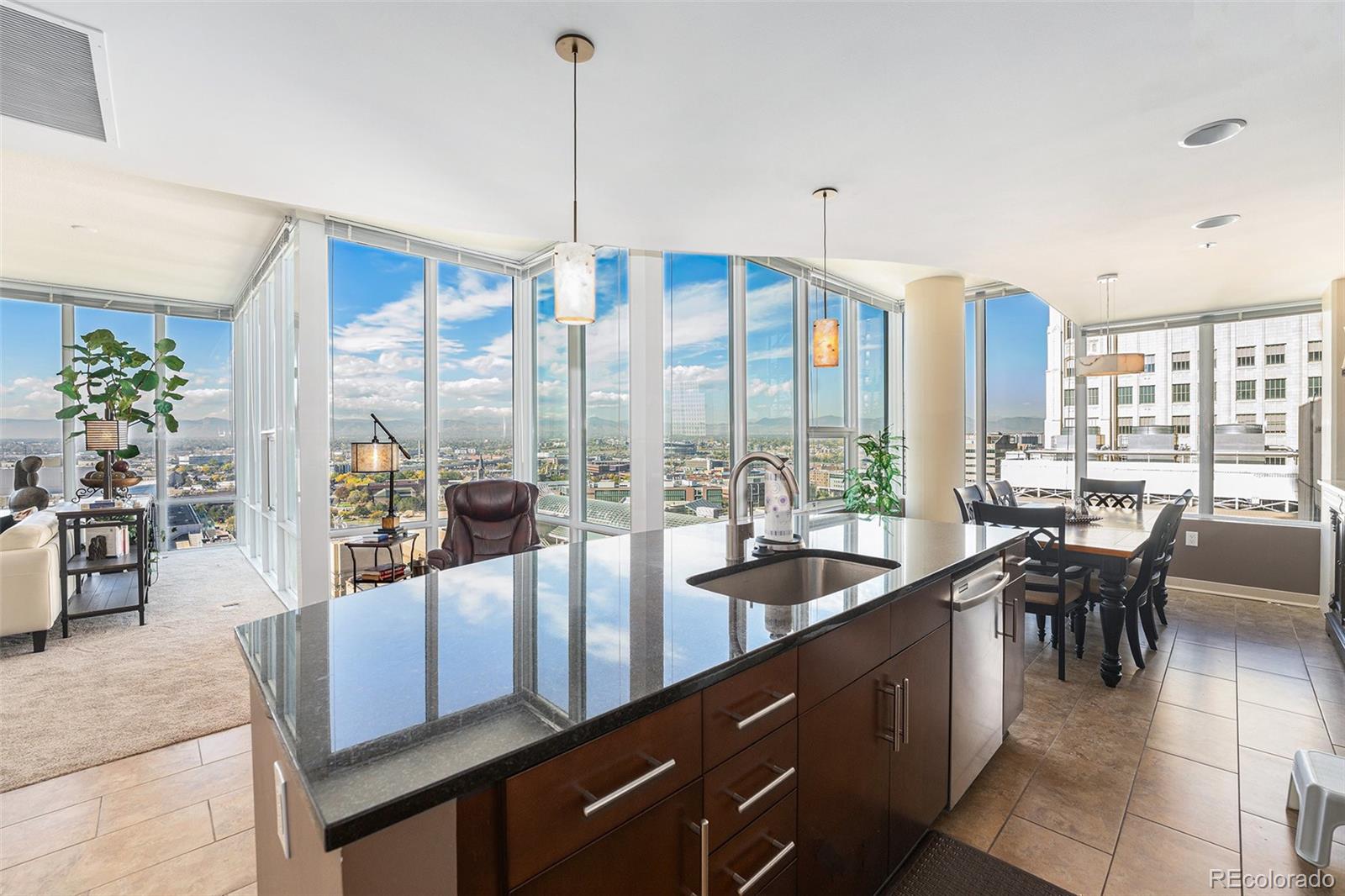 Ff2d43e7 6c9f 47bb Ba1a 2c3324f432e4