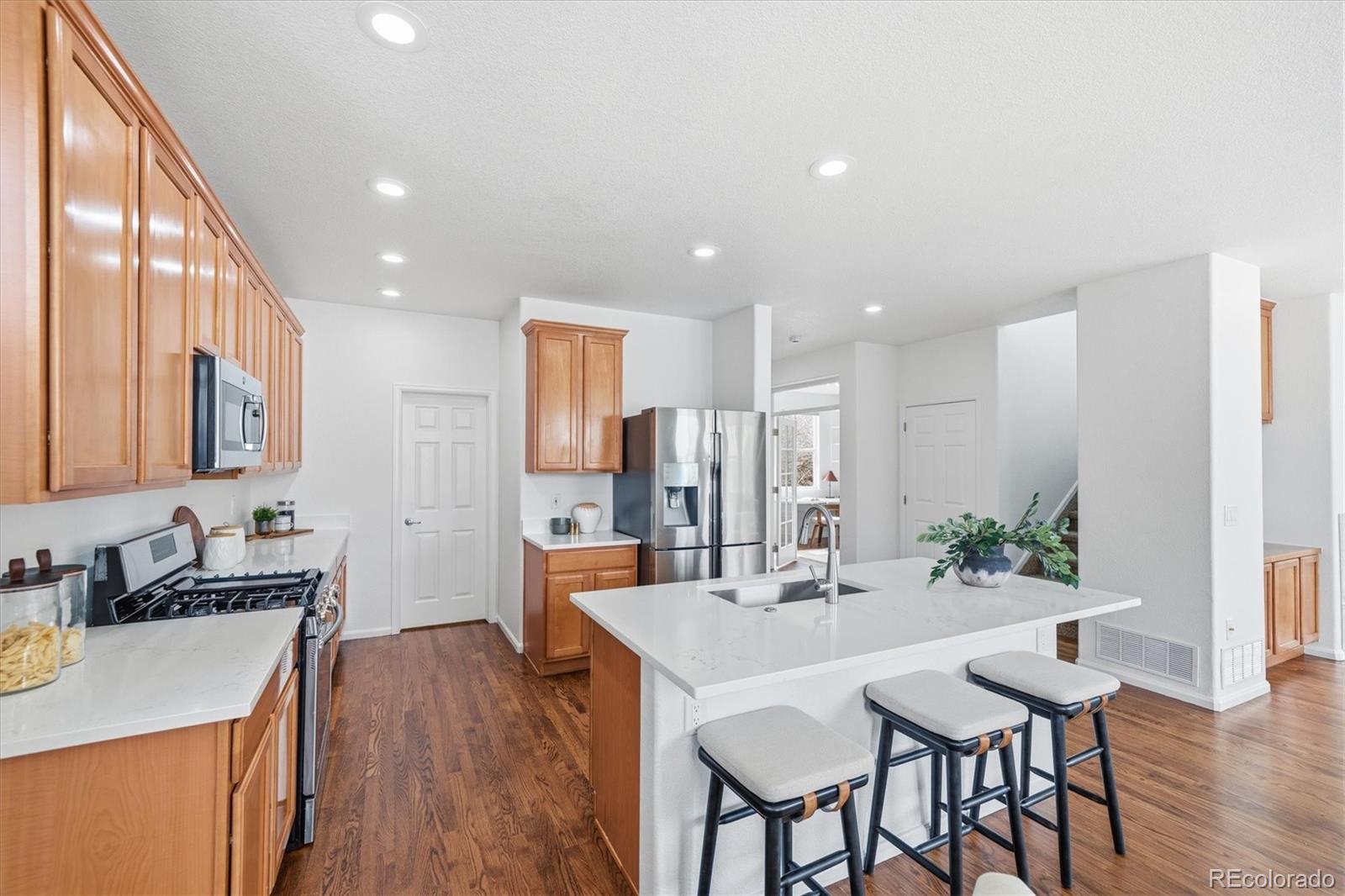 E179dae1 Af3b 4f4d A4d3 A7f956300d46