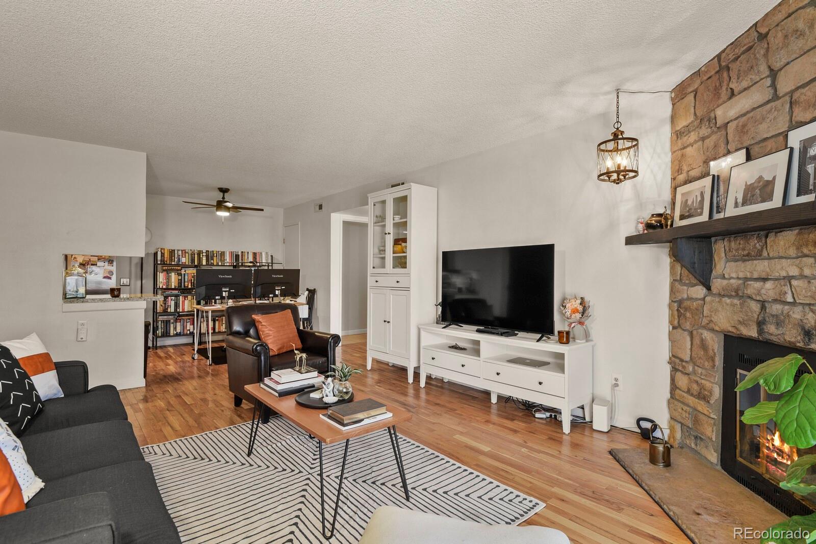 8555-fairmount-dr-g208-denver-co-80247/hzid_18ef3511