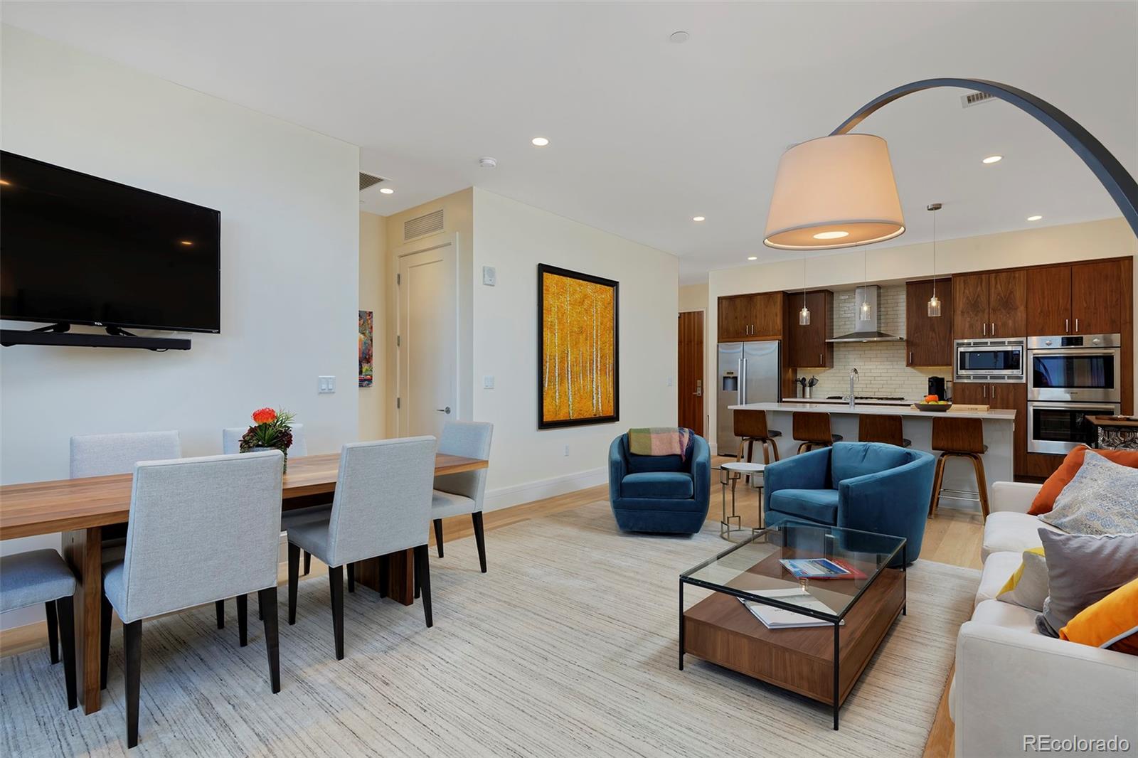 B9f2ce01 C3aa 4553 872f 3eae8f0ba391