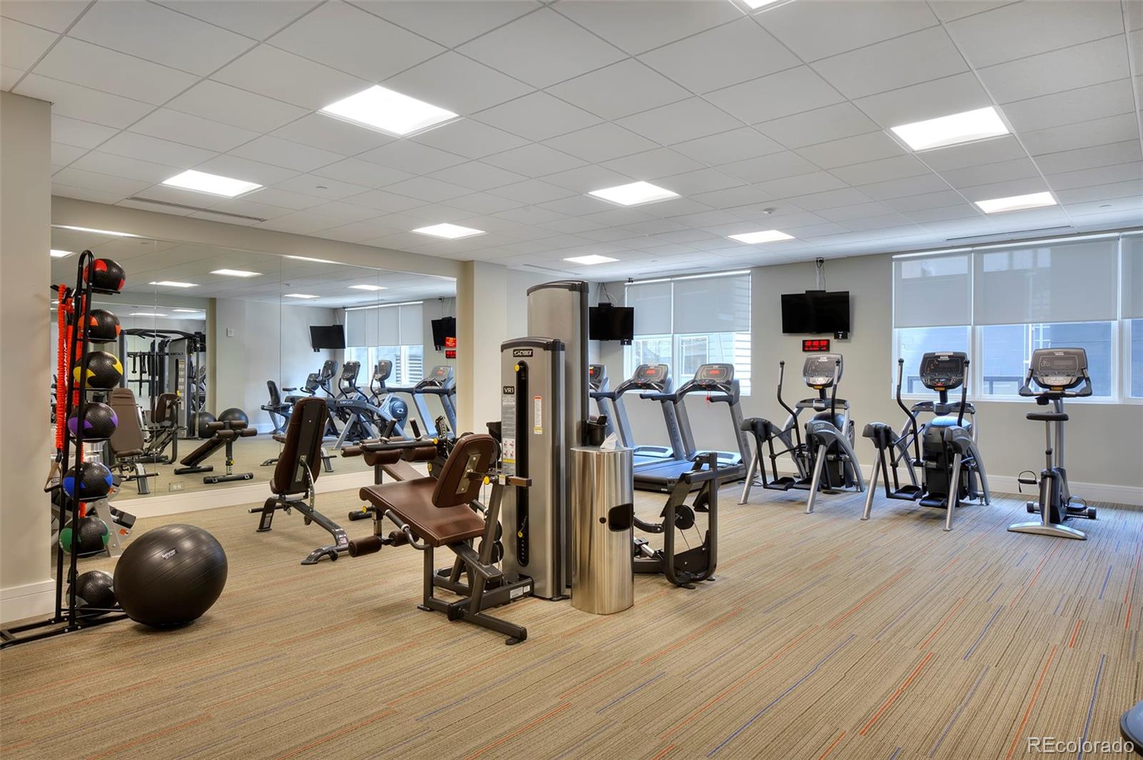 Dafcf7ad C4b4 4f8d B32b 48ee93762e96