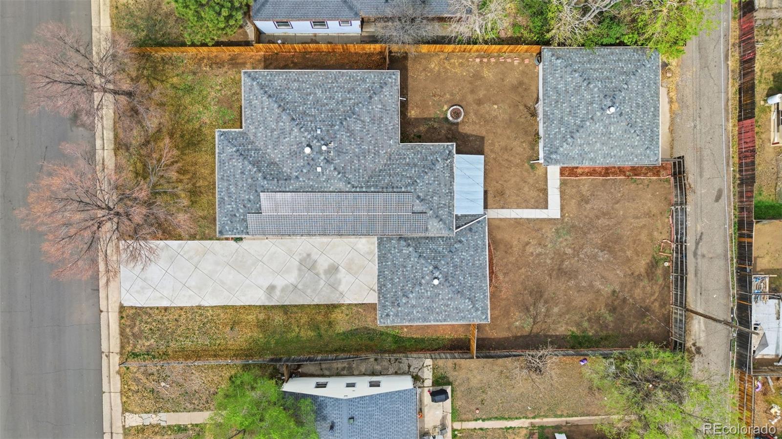 C65fb0e9 1555 4314 897a D1df5aebde88