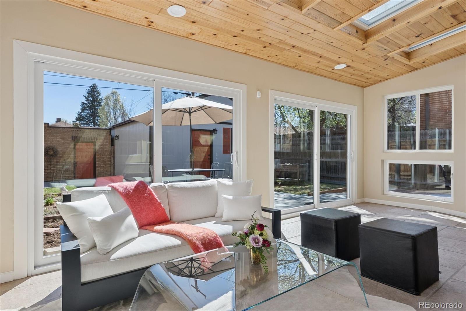 4f01b1e9 0878 400e 9fc5 963ea1db964c