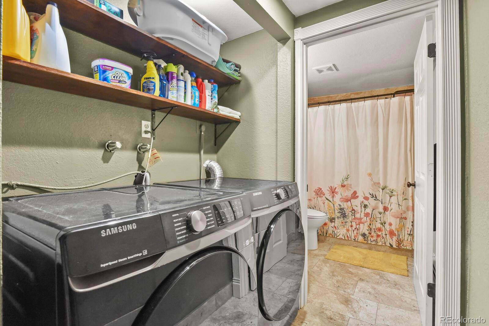 22a0b4a4 F9e2 40df 9fea 217f4f69ade8