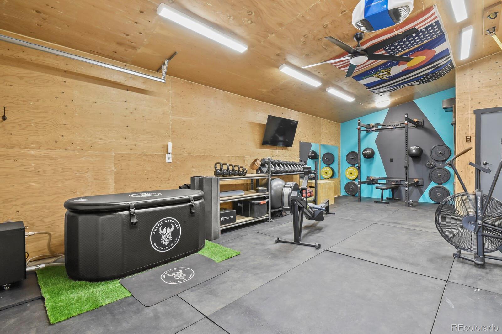 3349b265 F87f 4827 9495 D91659b406ca