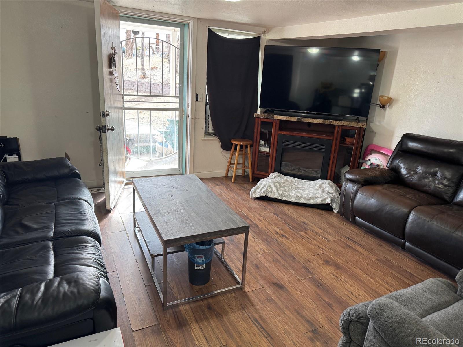 04a96df1 3bfd 4112 Ab45 Cf17b6f62b99