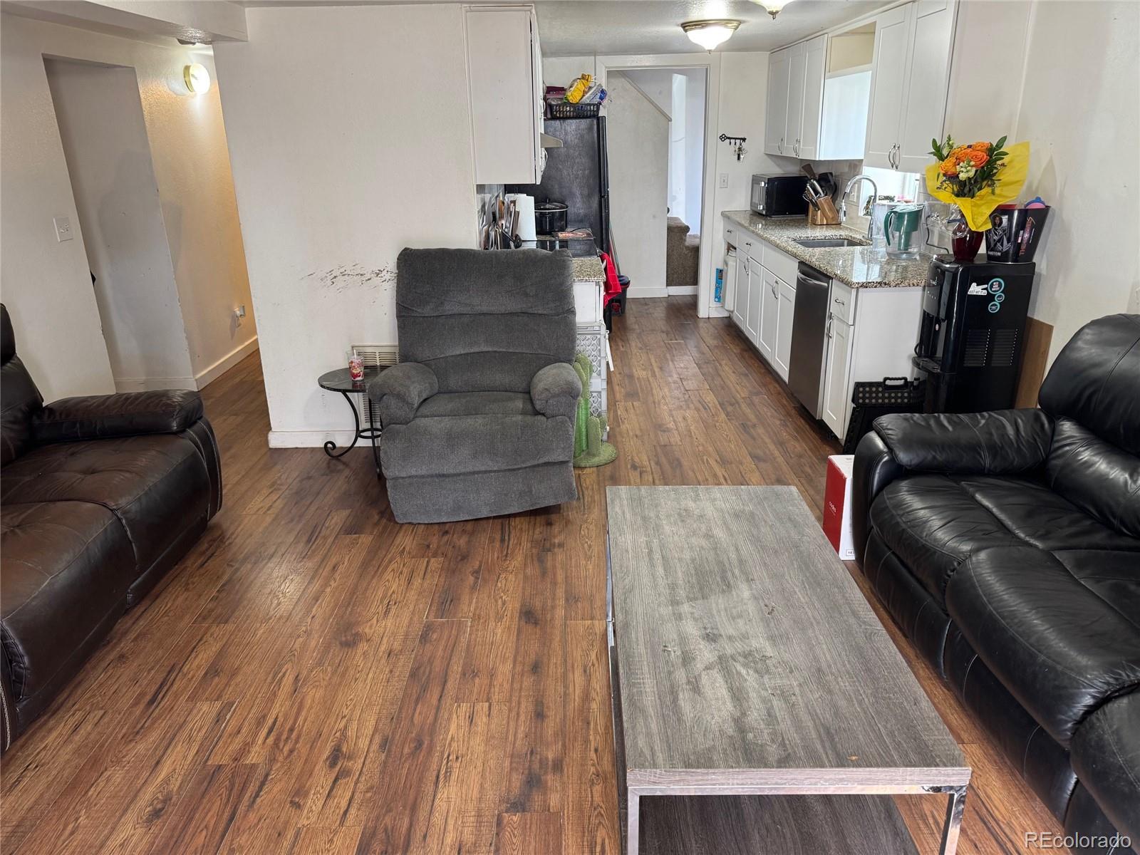 99b6ff9b F8b9 4e5a B2da 2abe4157f405