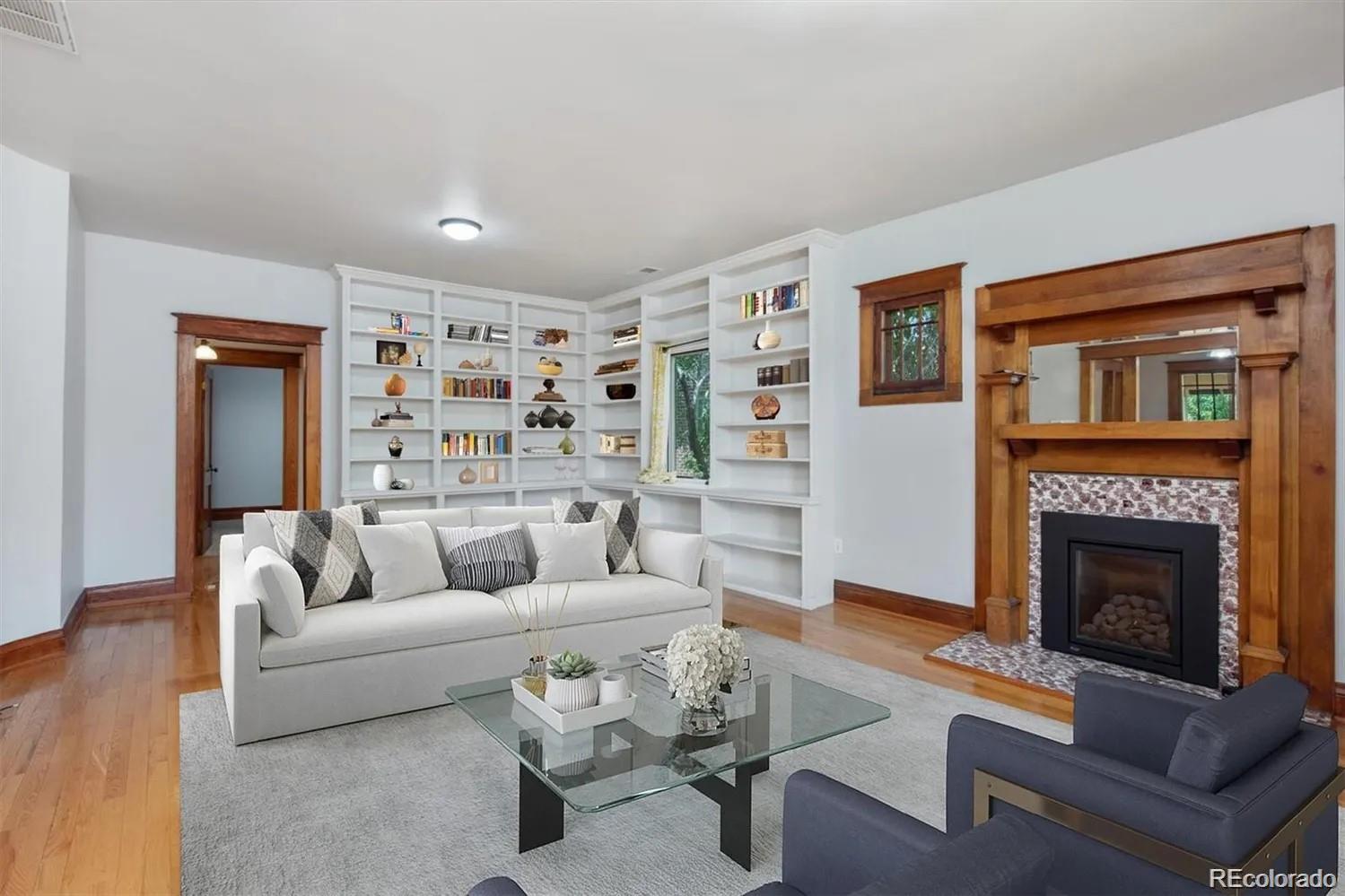 1b6bc438 72cd 48ff 95b8 C94c967f22df