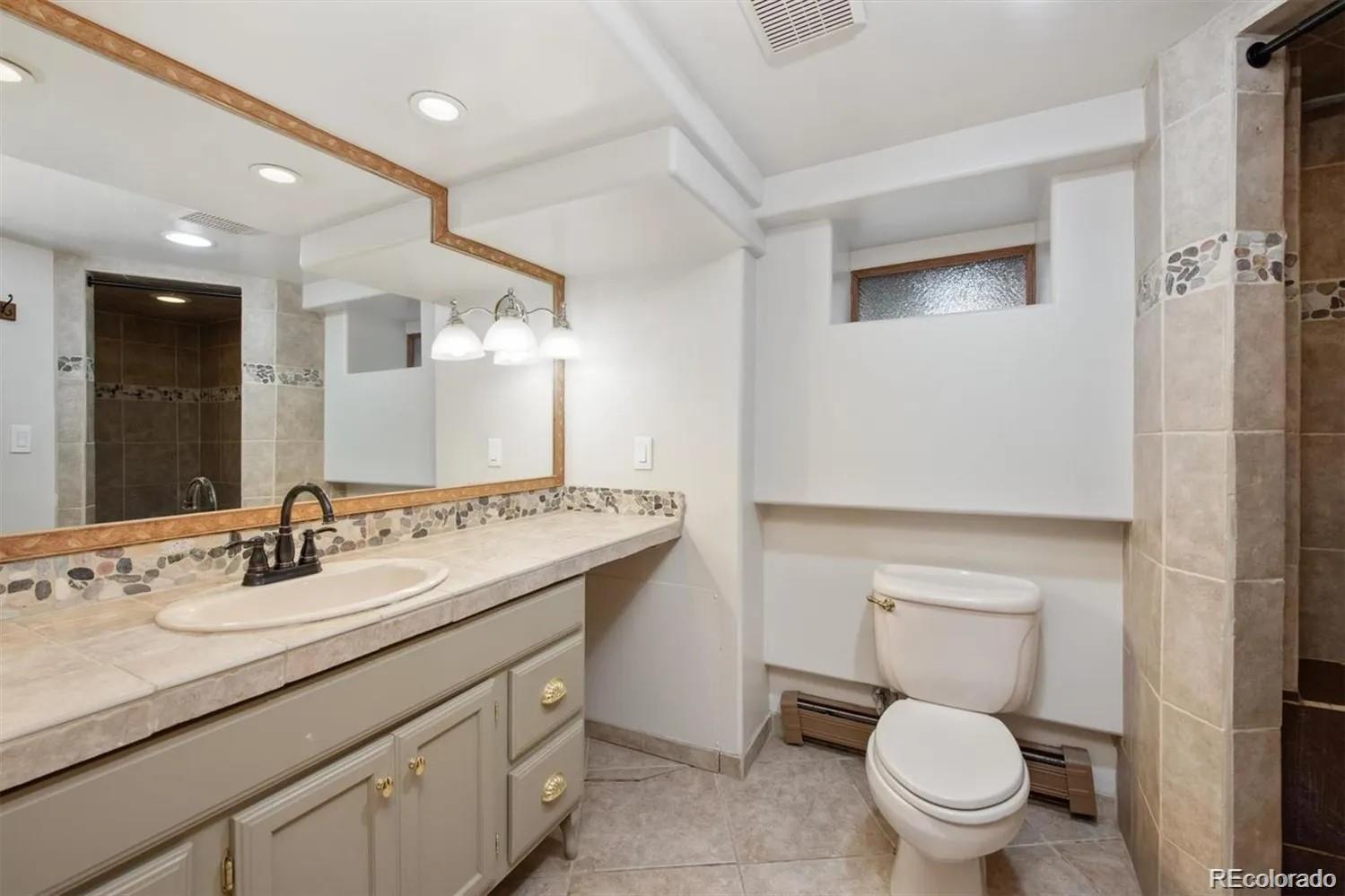 1e2065ab A92f 4944 Bfa2 C061c3a6efca