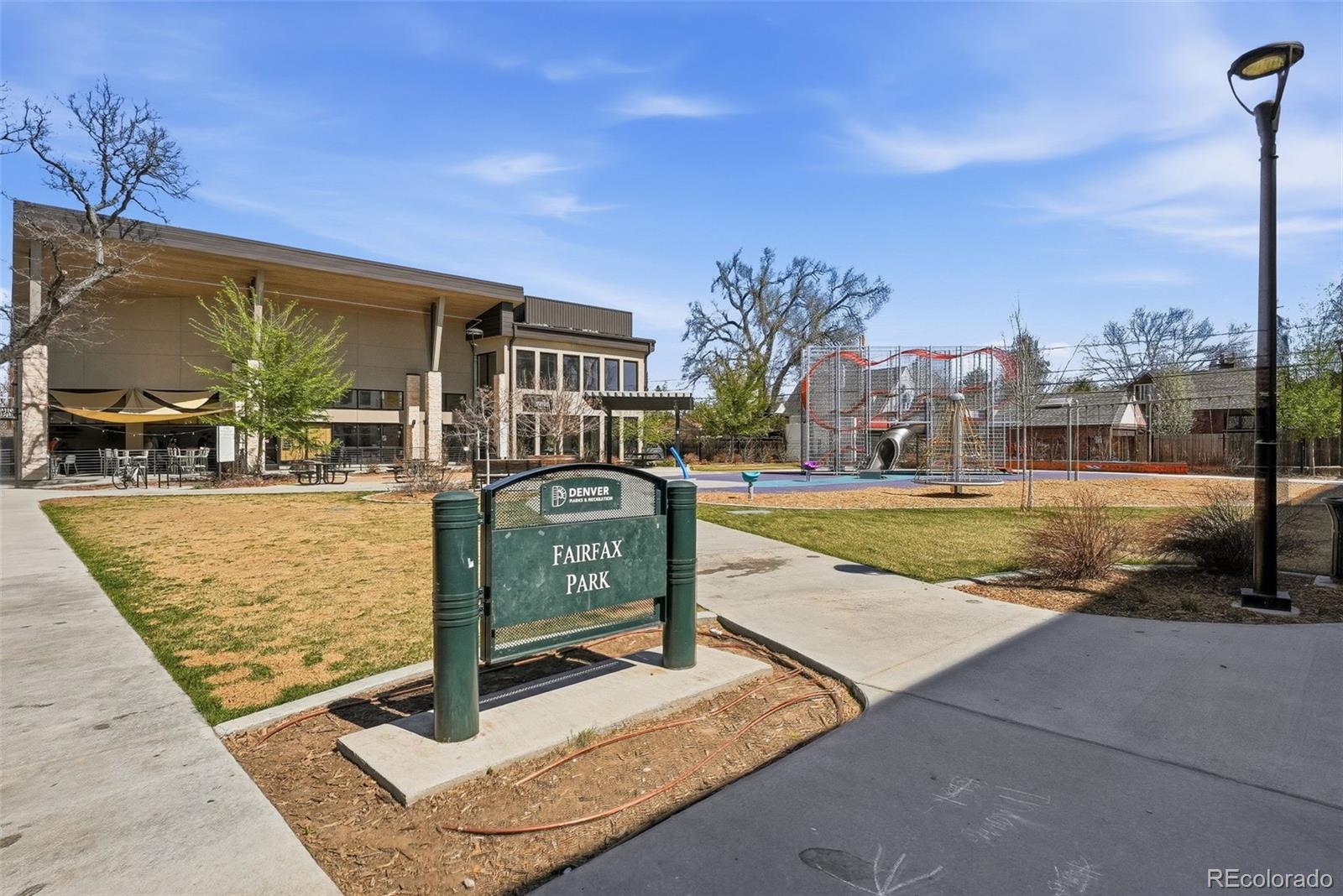 43852ddf 95c4 4235 9d40 5a73cbd09c2c