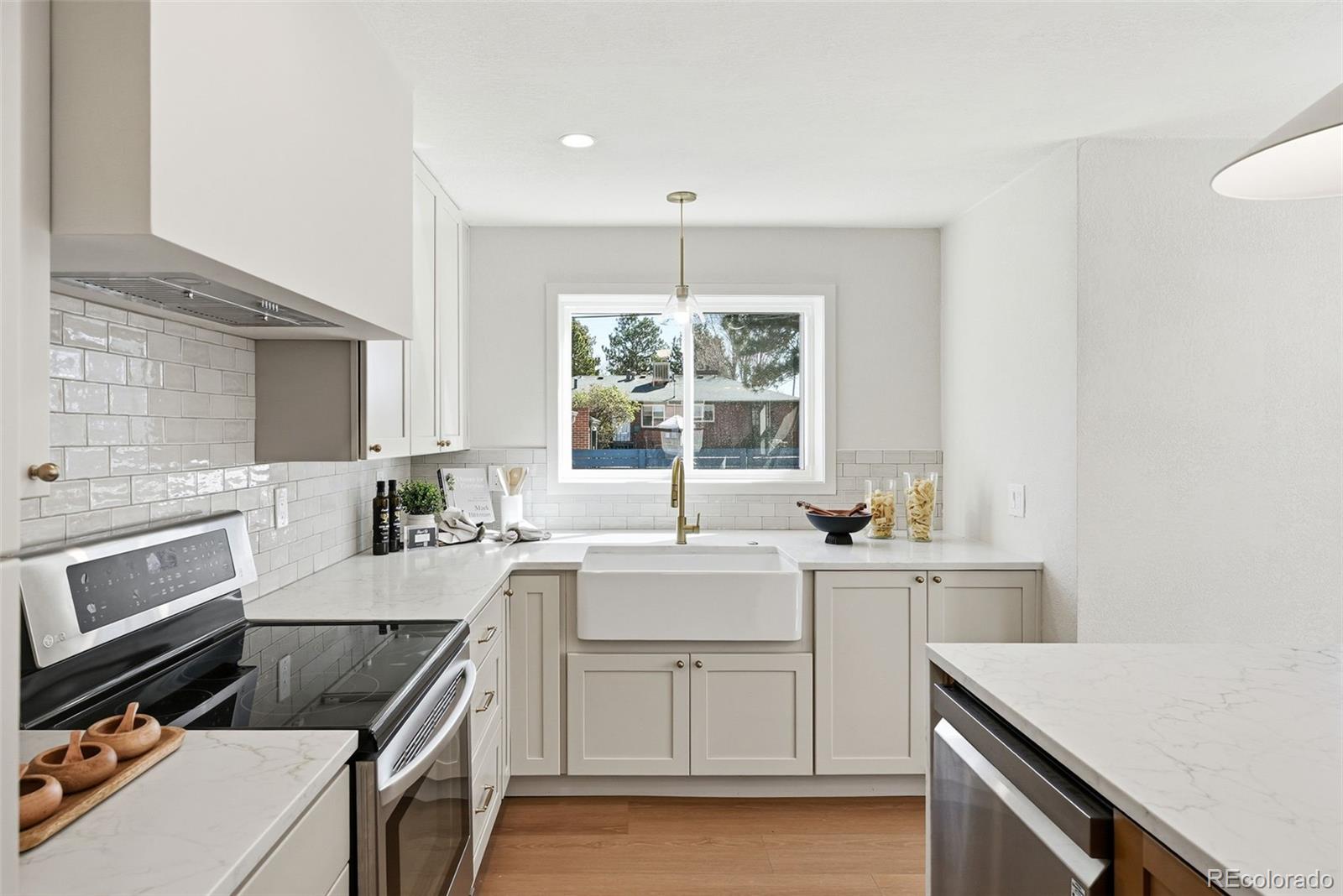 9353ca05 0ebe 4af1 9226 7de1f0617e33