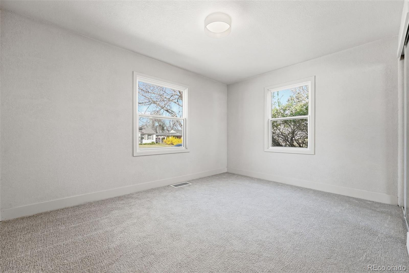 D3609827 90fa 495f 9520 059735428736