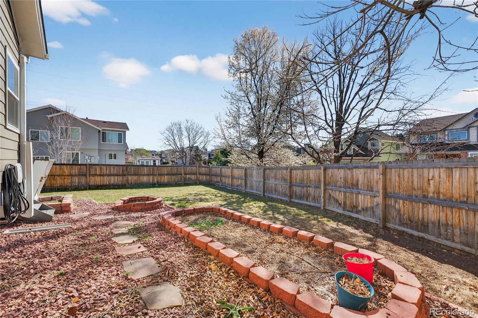 Db6d8b5d D9f2 4299 96c5 C334aa67d269