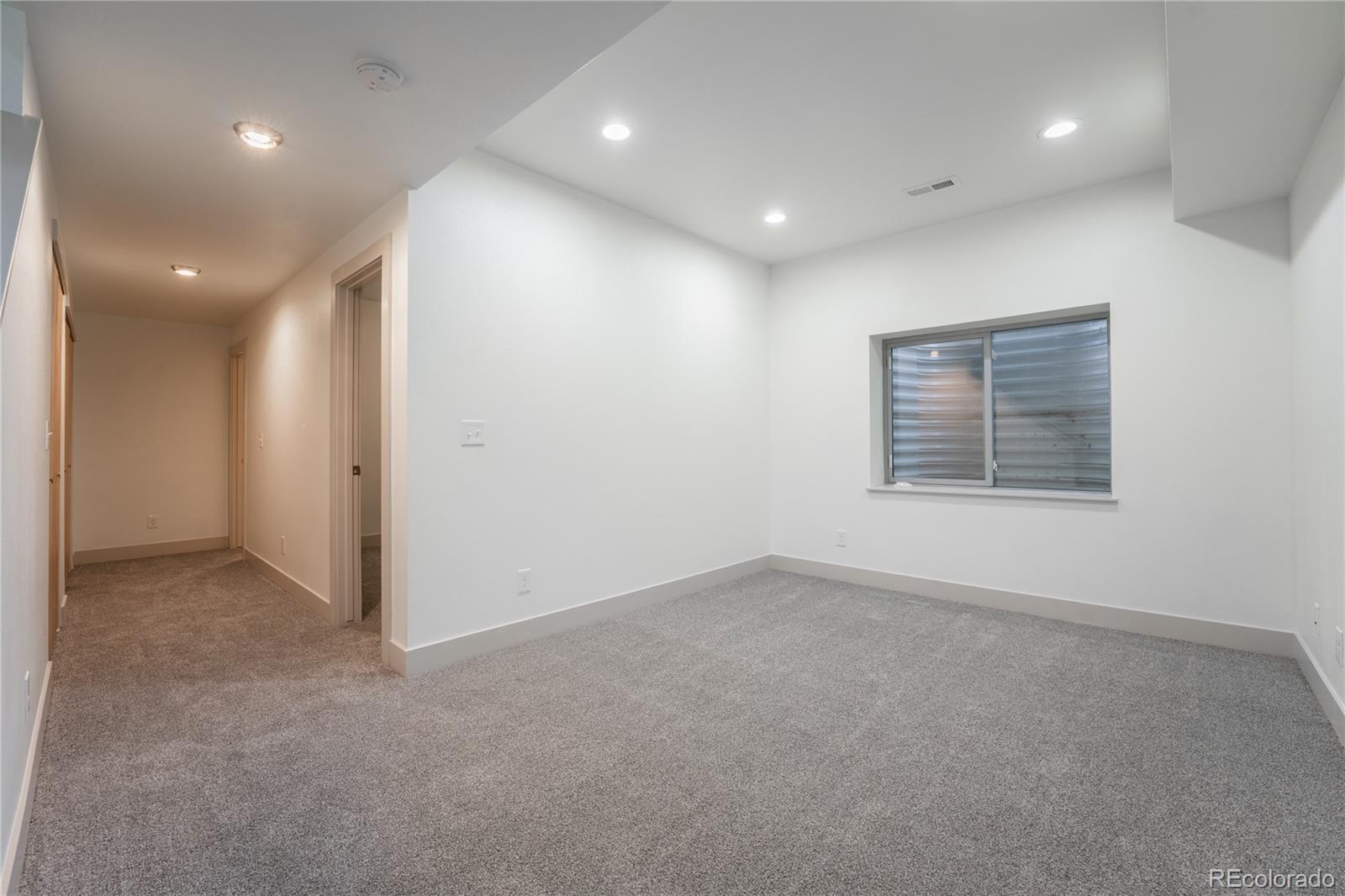 62e082f5 8a36 4171 B55b A053066cb3bf