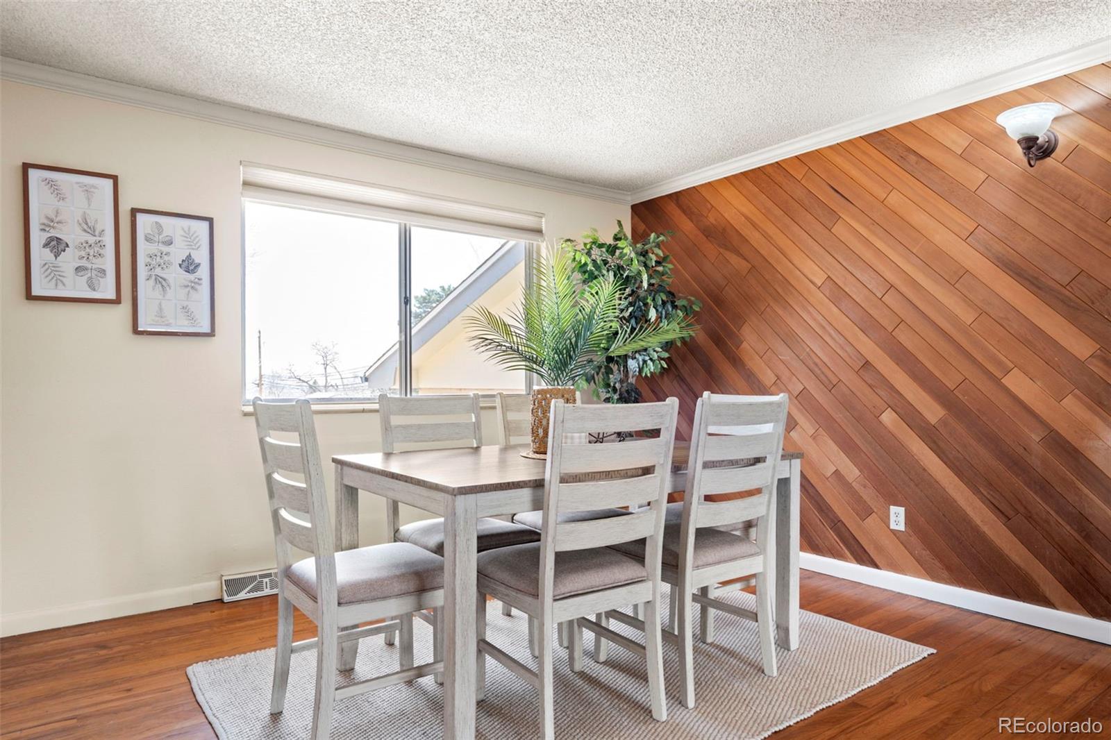 E015f61b B15e 4cf0 8dfd 3ebed2786f9e