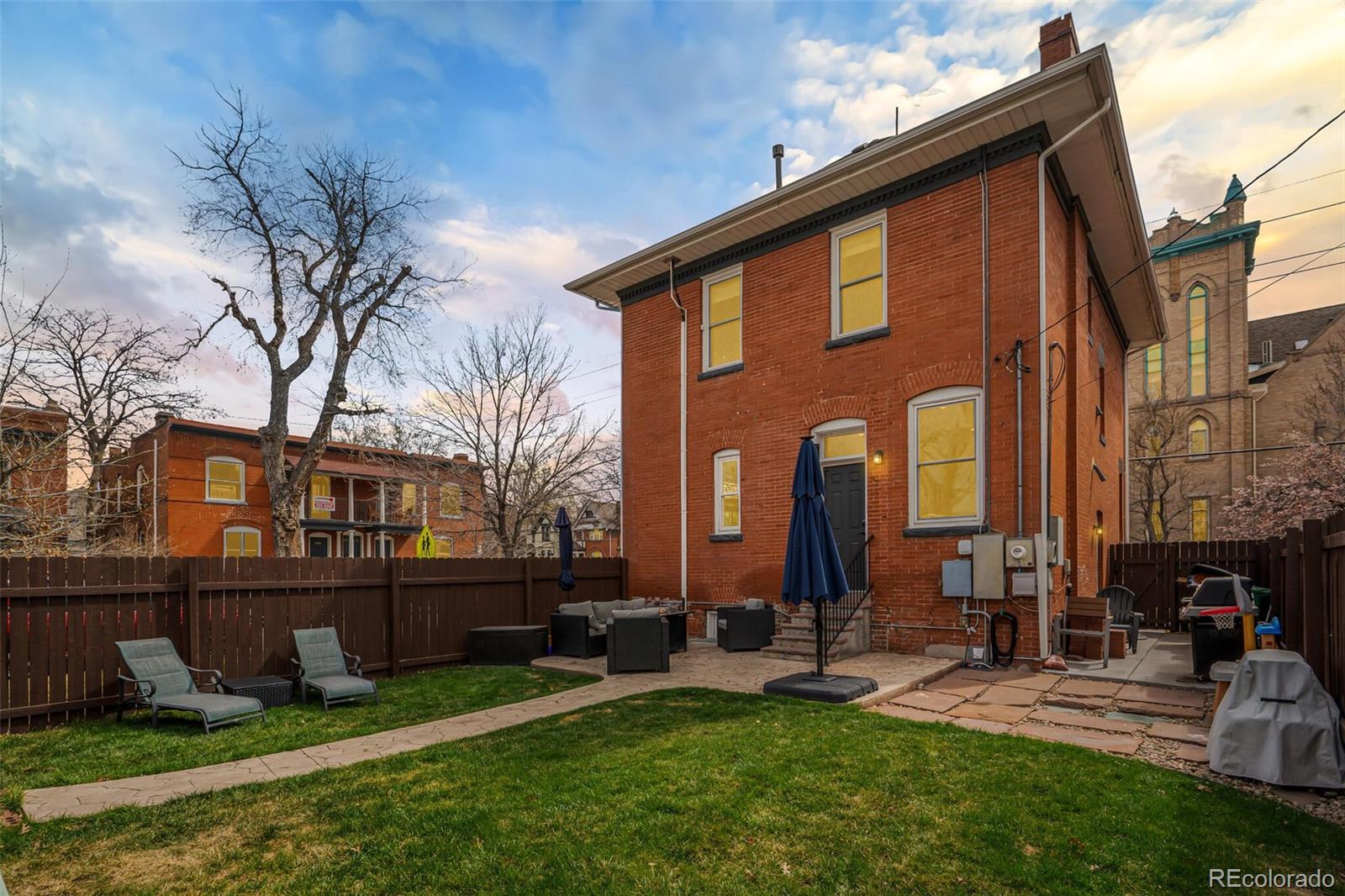 977082ea 741a 47db 92df 56179bbf03d4