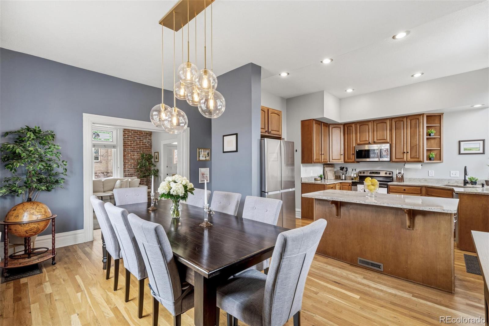 C9992693 E380 439c 88ce 90fd9da143d6