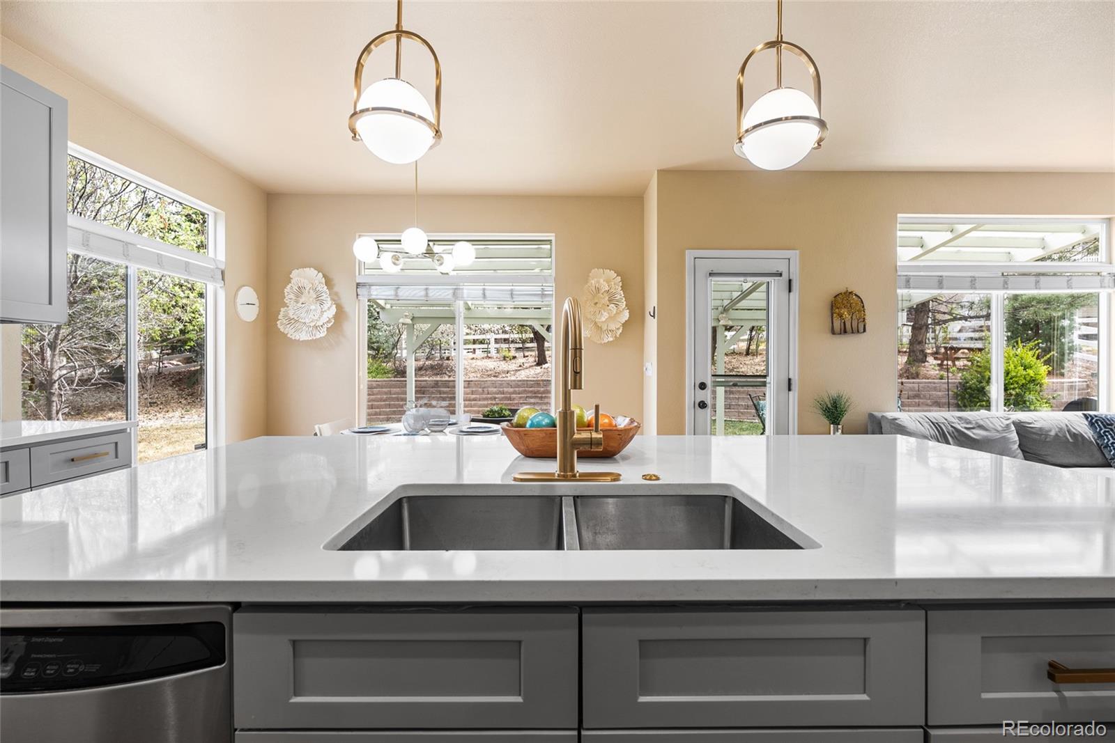 84c7755c 79a5 49e2 9c5d 7c9257f30a37