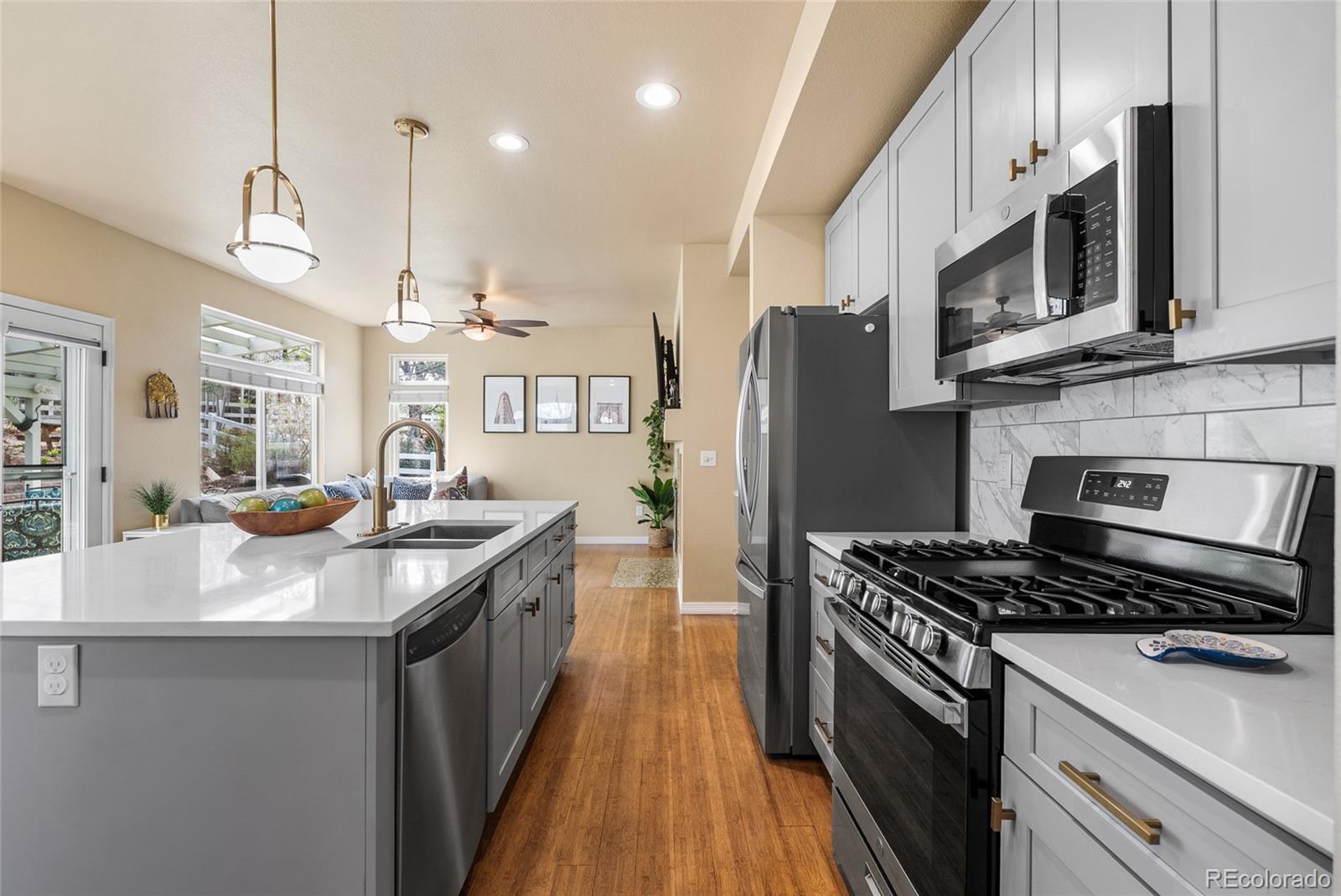 Ccd4e10f Dc14 441f 907f 4bdf25c171e4