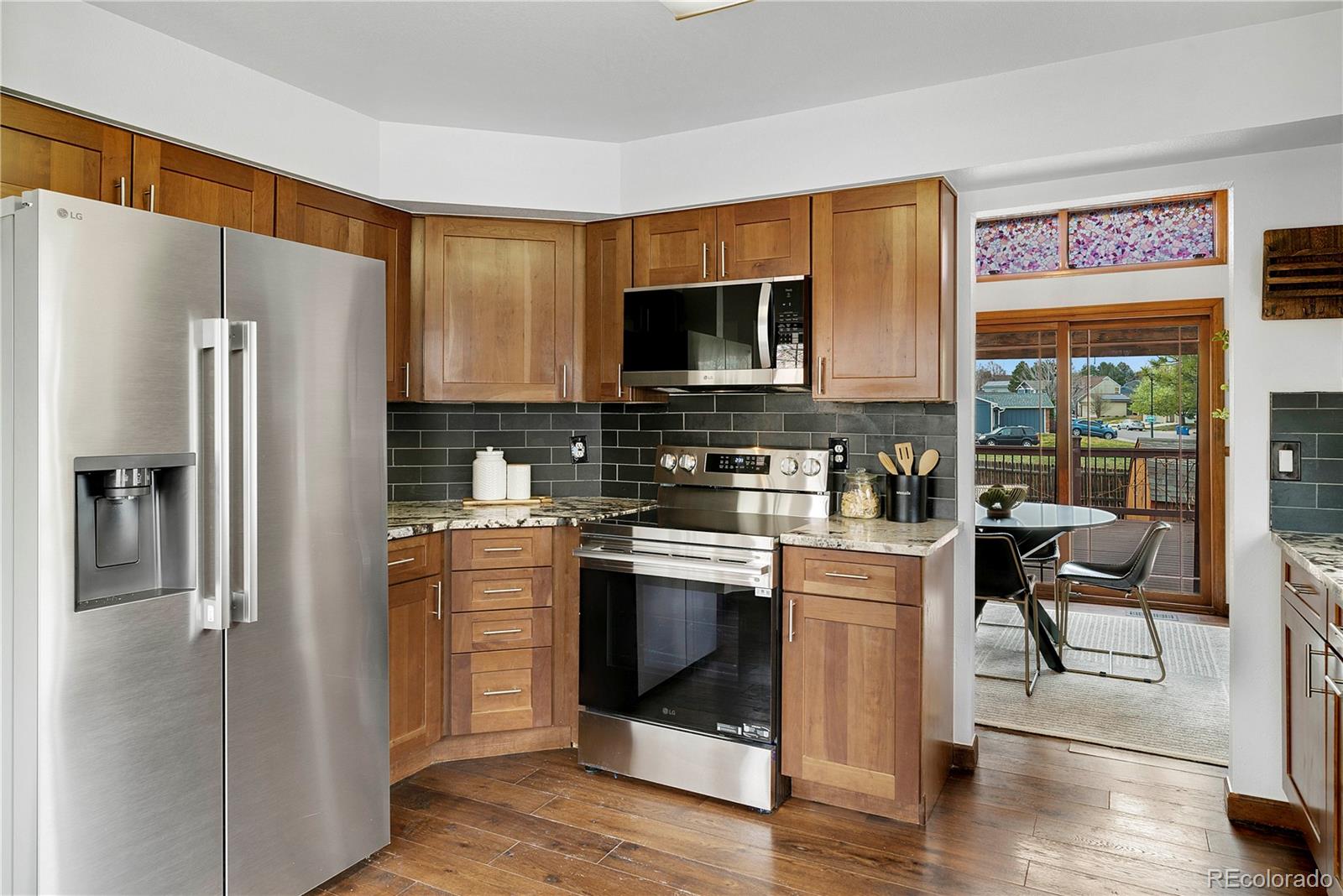 04493993 64a2 4940 83a2 D59ab48b81bd